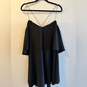 Boohoo Flowy Above The Knee Short Dress